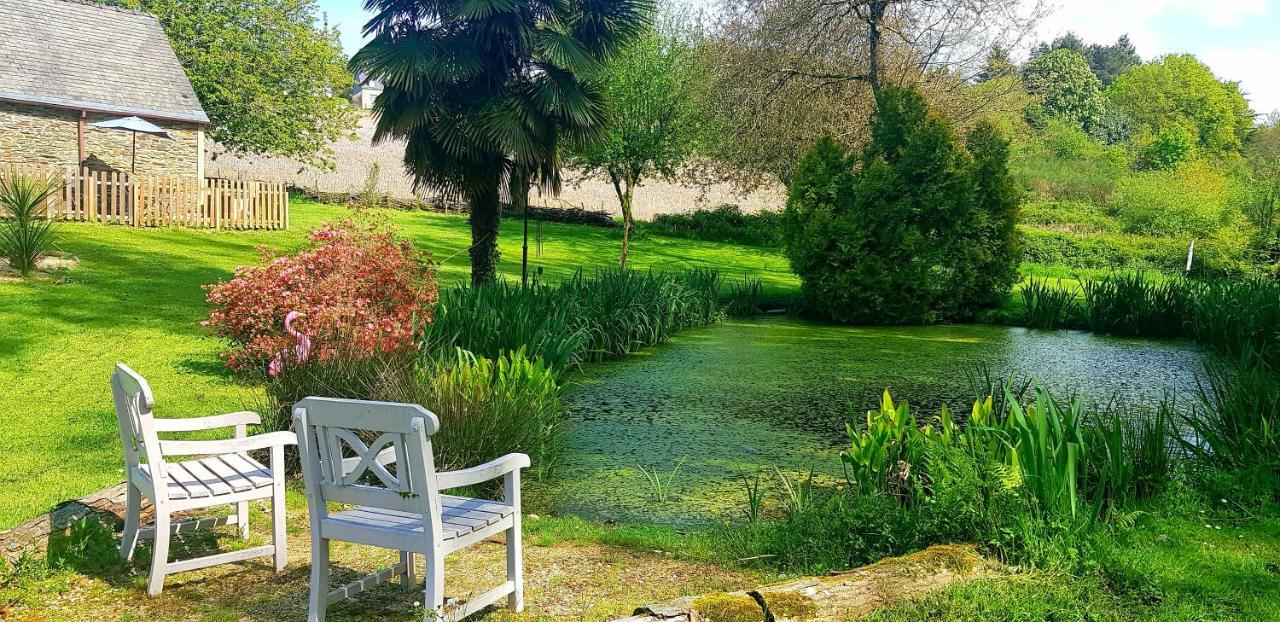 Le Vieux Moulin Gites - A Charming Stone Cottage With Garden View And Seasonal Pool Guégon 외부 사진